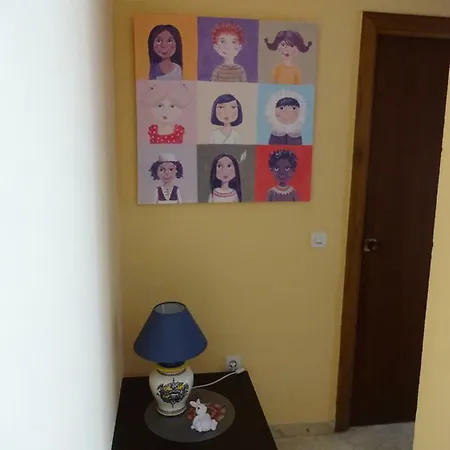 아파트 De Mil Colores *